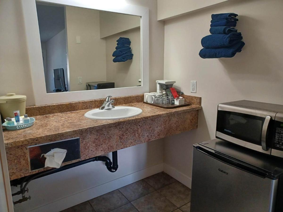 Grandview Motel Kamloops Zewnętrze zdjęcie