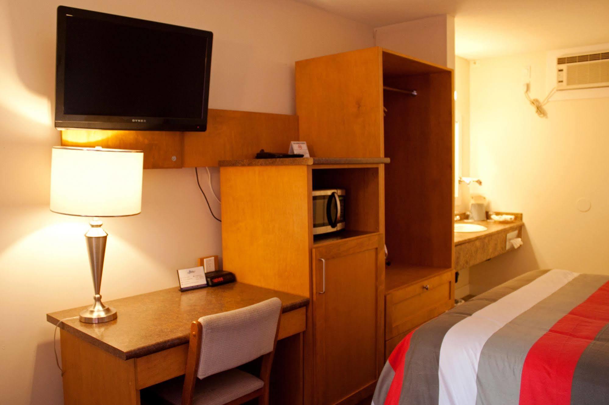 Grandview Motel Kamloops Zewnętrze zdjęcie