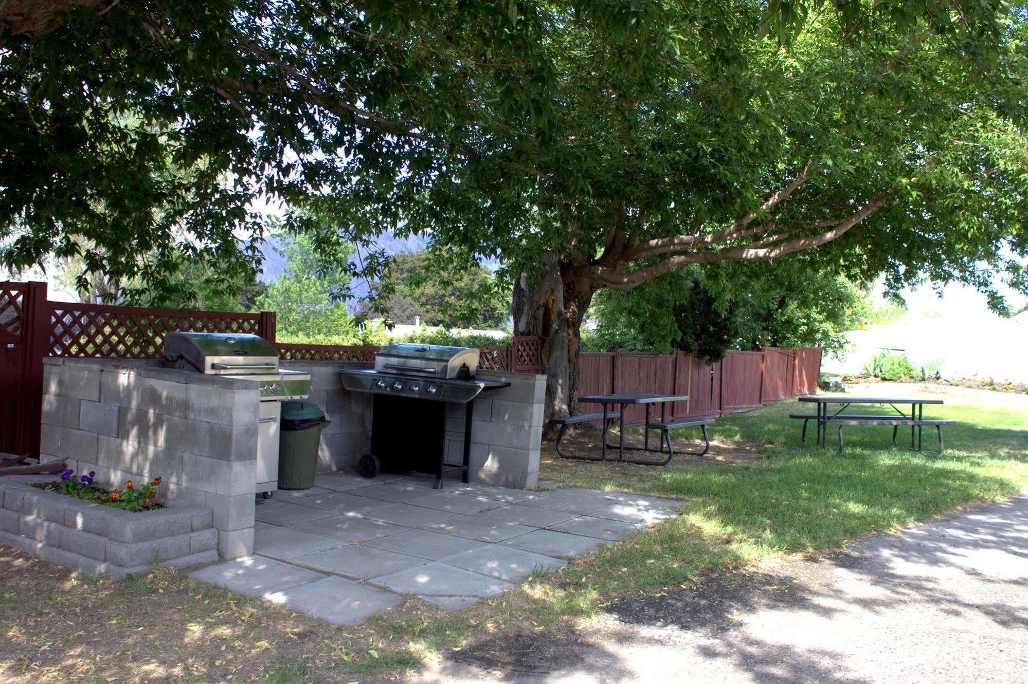 Grandview Motel Kamloops Zewnętrze zdjęcie