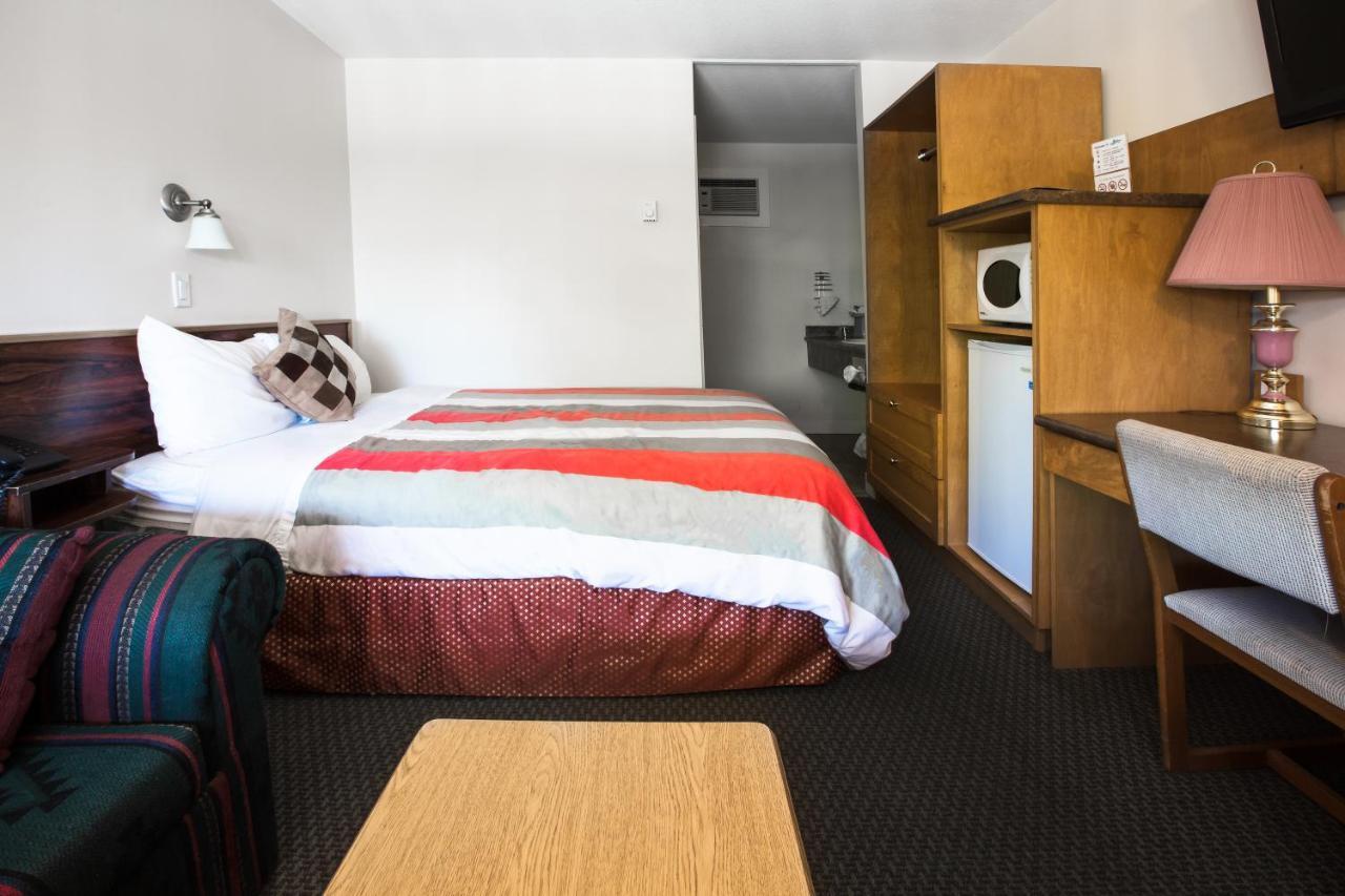 Grandview Motel Kamloops Zewnętrze zdjęcie